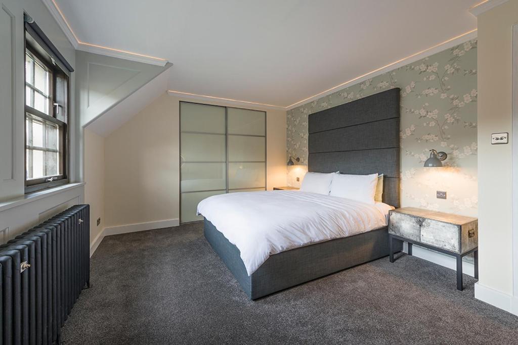 - Edinburgh - Apartment With Balcony And Free, Secure Garage Parking Exterior foto